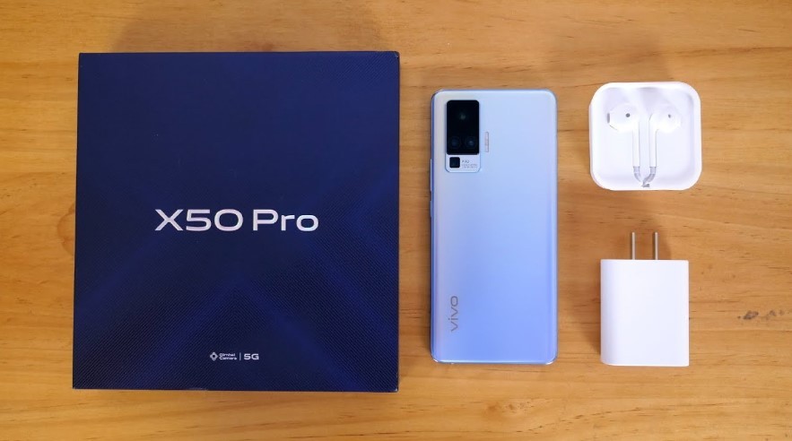 Unboxing Vivo X50 Pro (YouTube)
