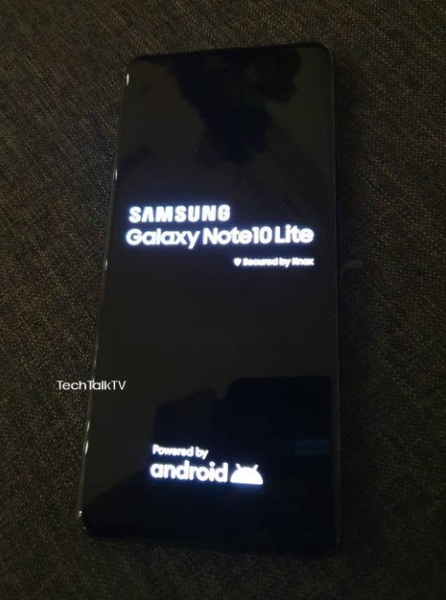 Tampilan Samsung Galaxy Note 10 Lite (xda-developers.com)